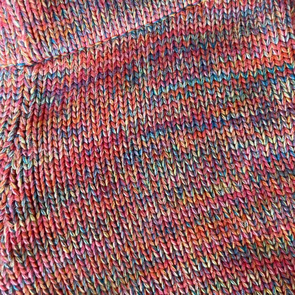 Bcbg maxazaria sweater shorts in size Xs multi coloured knitted - Picture 4 of 7